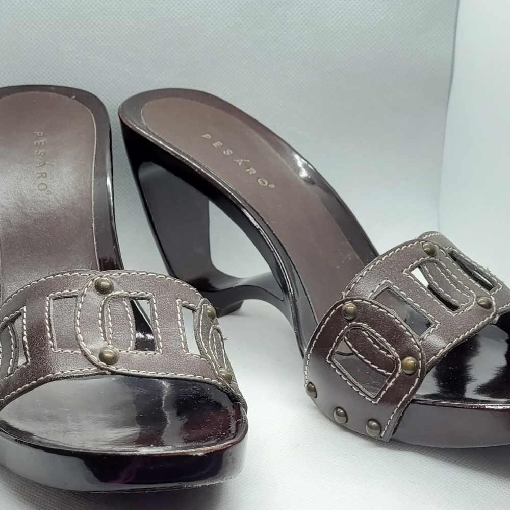 Donut hole wedges open toe shoes